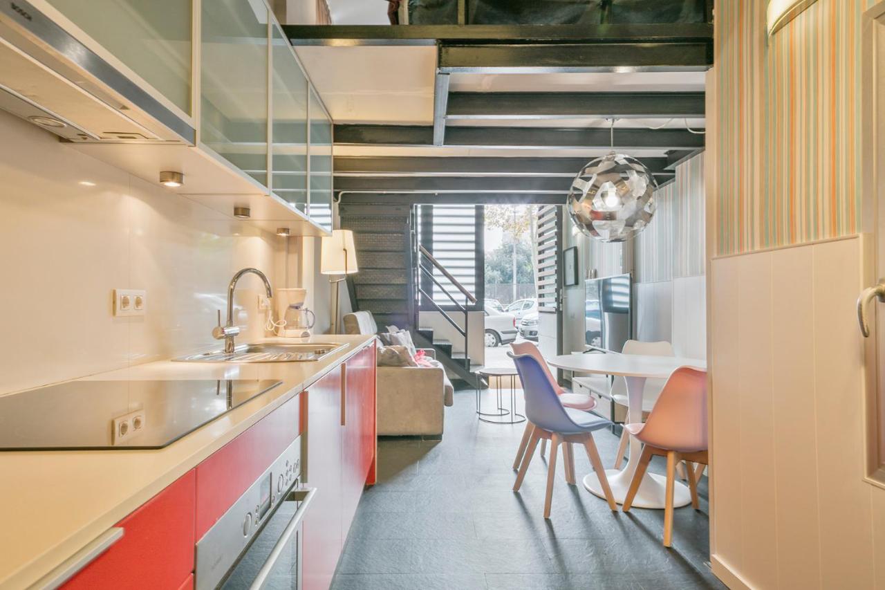 דירות ברצלונה Alcam Loft Les Corts מראה חיצוני תמונה