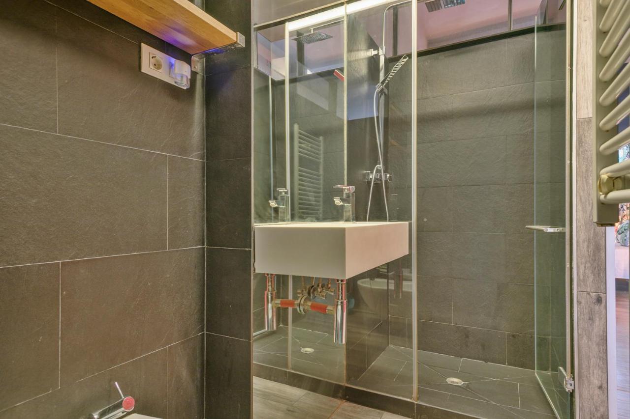 דירות ברצלונה Alcam Loft Les Corts מראה חיצוני תמונה